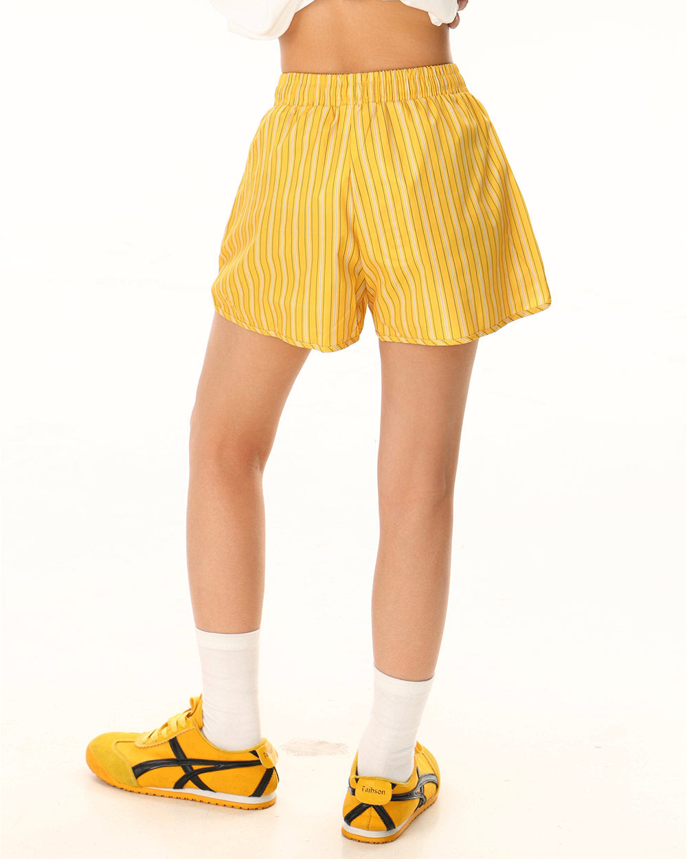 elastic waist pinstriped shorts